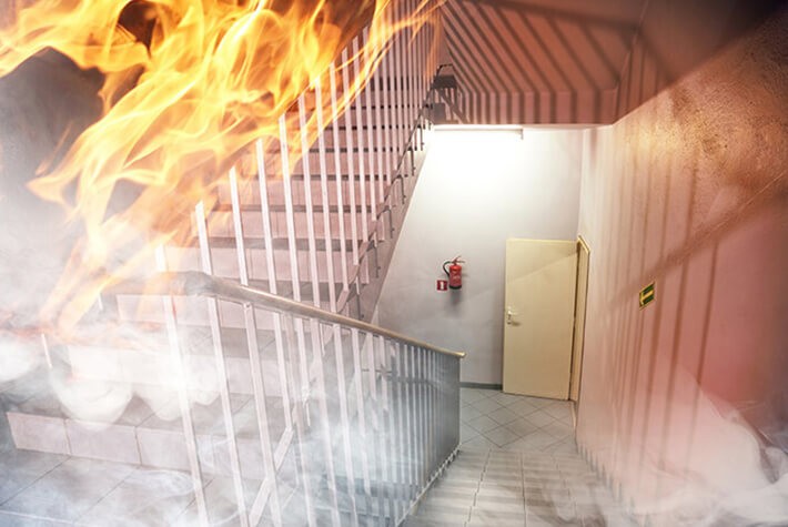 Yangın Merdiveni ve Yangın Kapılarının Yaptırılması